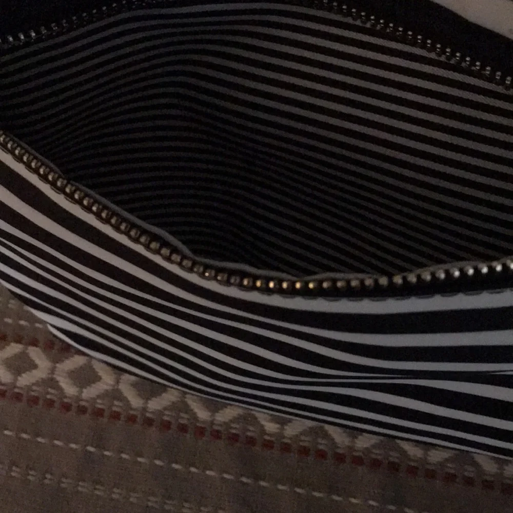 Back pack - Picture 2 of 5